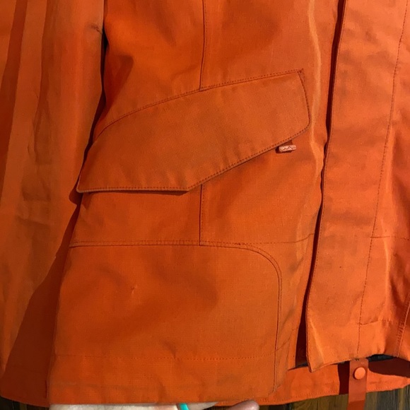 Patagonia Waterproof Insulated Ski Jacket - Picture 3 of 14